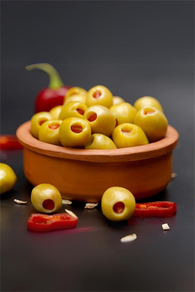 Pepper Stuffed Green Olives 400g