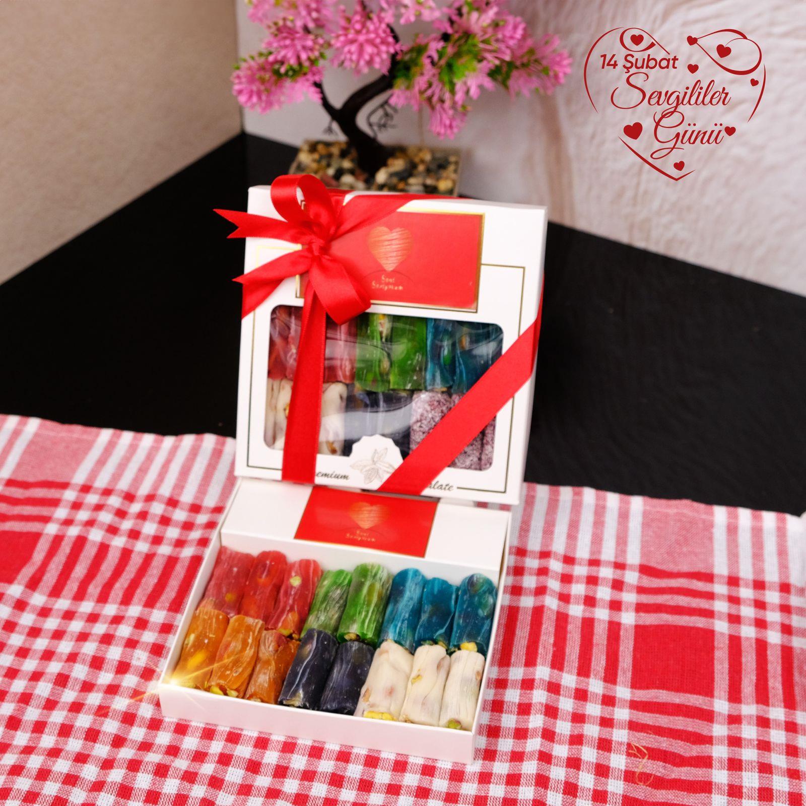 Sevgililer Gününe Meyveli Fitil Lokum Kutusu Pencereli