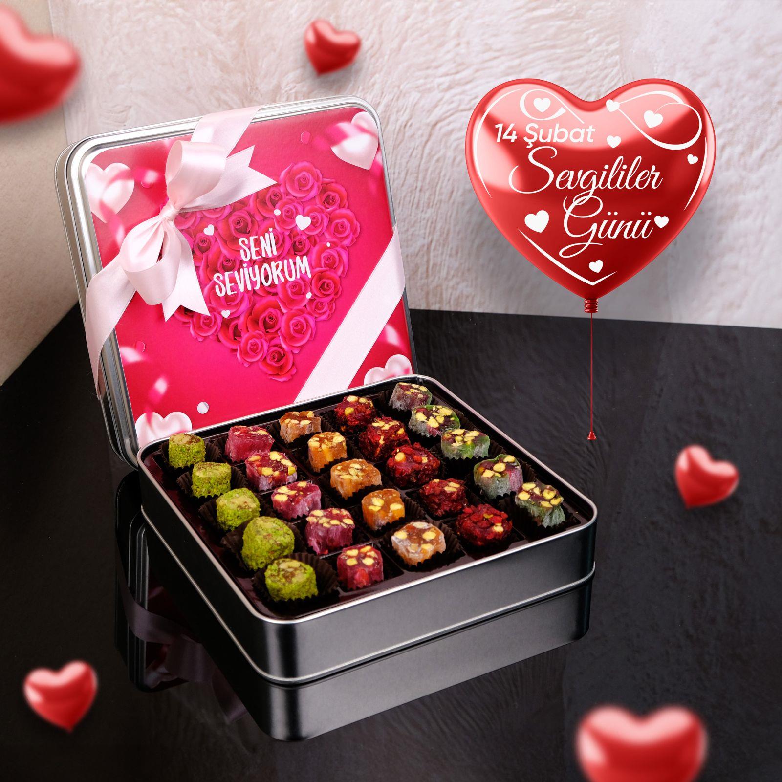 Sevgililer Günü Hediyesi Lacivert Desenli Special Lokum Kutusu
