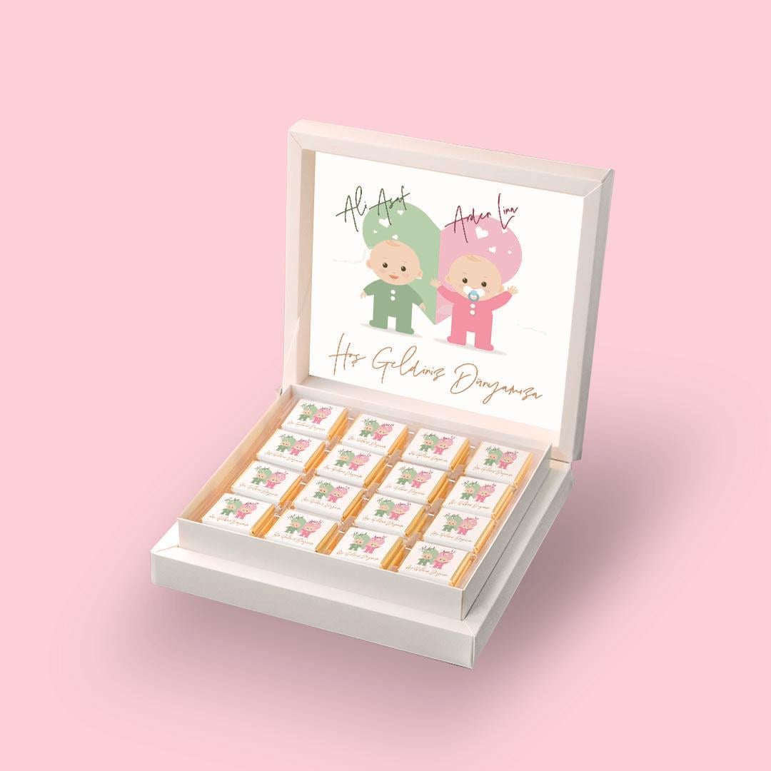 32 Adet Madlen İkiz Erkek Kız Bebek Çikolatası Kalp Desenli