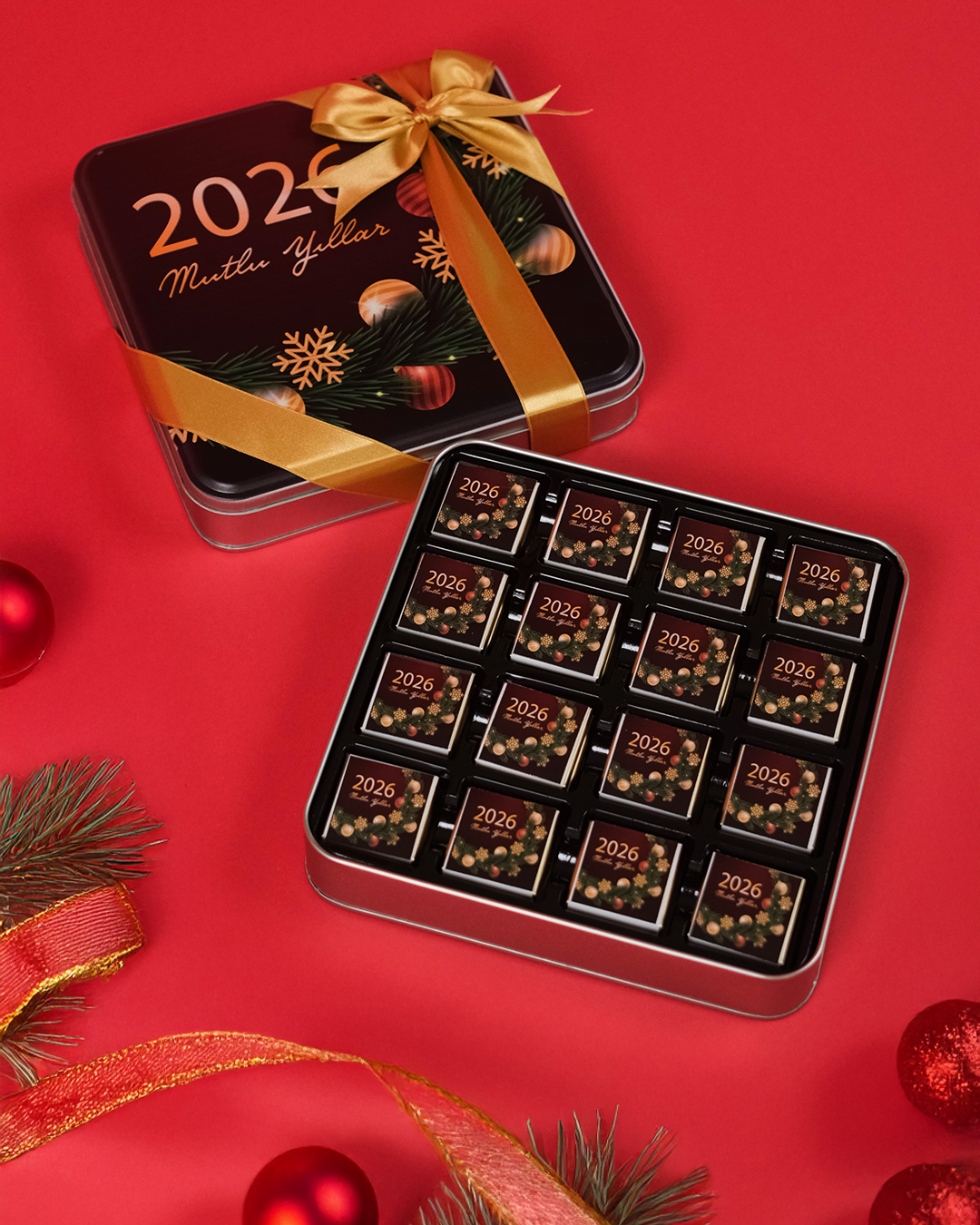 Yılbaşı Çikolataları Altın Desenli 48 Adet Madlen Çikolata Metal Kutu