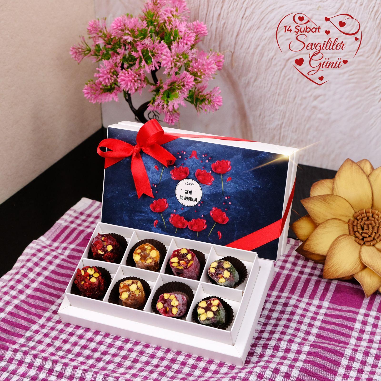 Sevgililer Gününe Meyveli Special Lokum Kutusu 8 Bölmeli