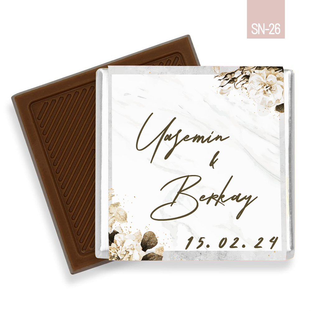 Beyaz Gül Çerçeve Desenli Söz Nişan Çikolatası (45 Adet)