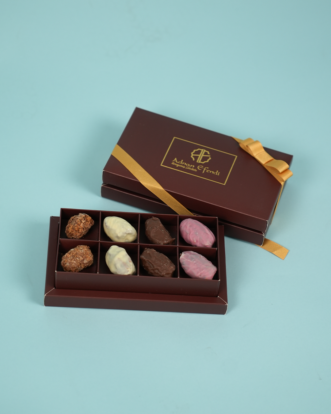 Çikolatalı Hurma Hediyelik Sekiz Bölmeli Kutu