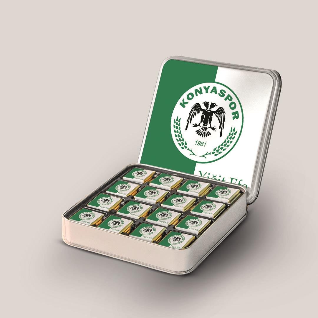 32 Adetli Yeşil Beyaz Konyaspor Amblem Desenli Taraftar Bebek Metal Kutu Madlen