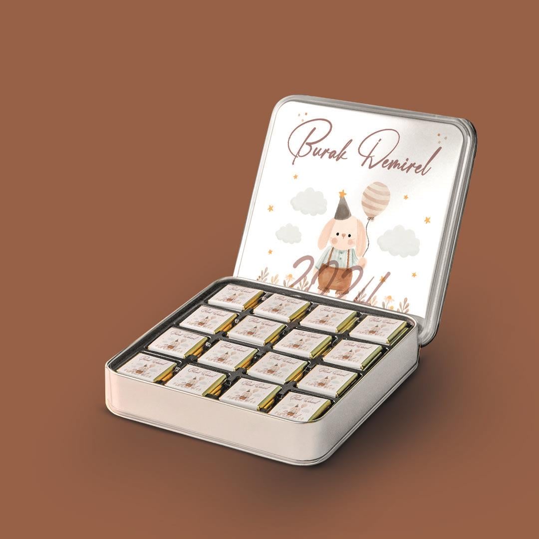 32 Adetli Tavşan Desenli Metal Kutu Madlen Çikolata	