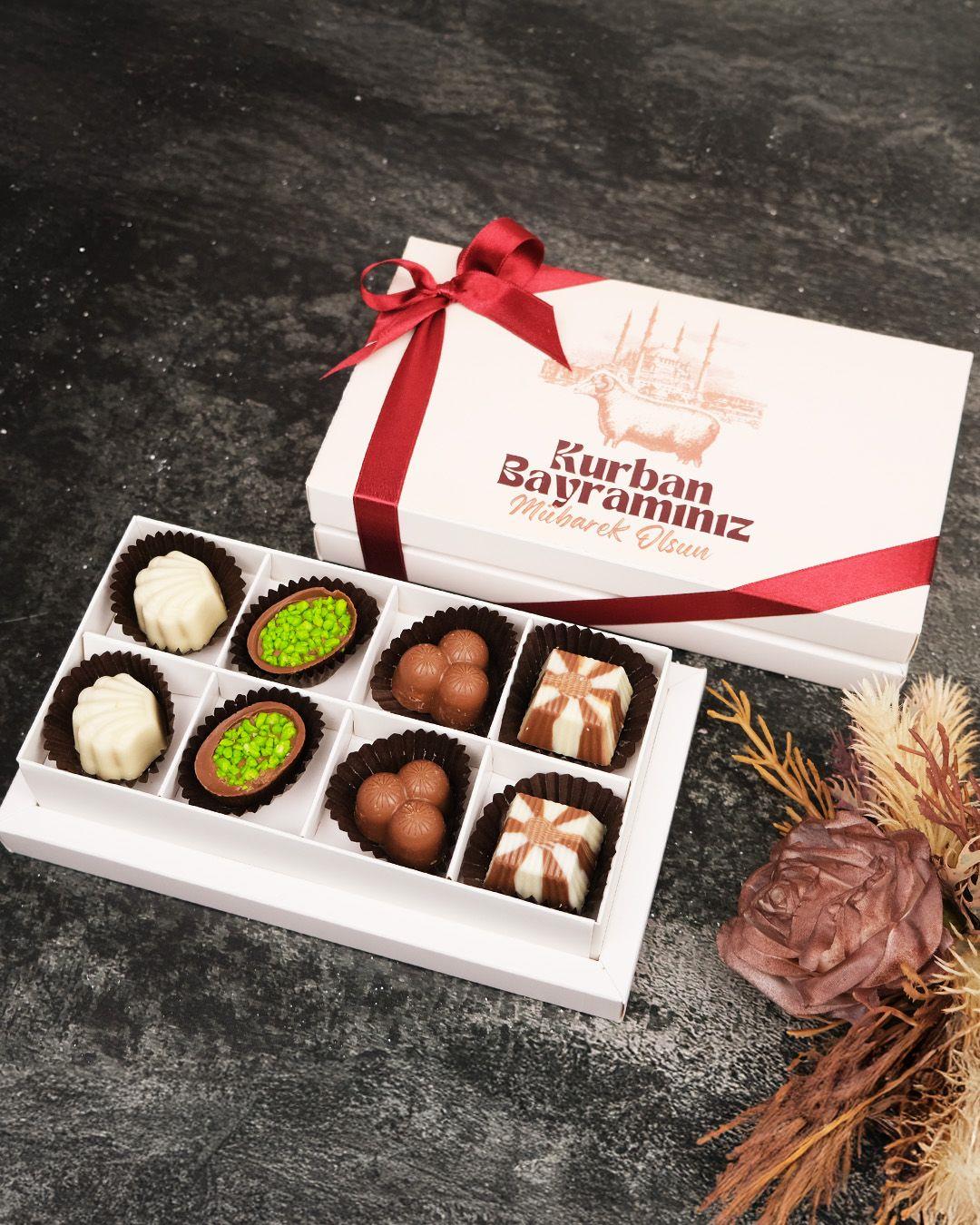 Kurban Bayramı Çiçek Desenli Özel El Yapımı Çikolata 8 Bölmeli Kutu