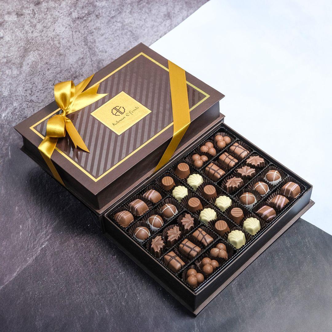 Bayram Şekeri Hediyelik Çikolata Special Kutu 1100gr
