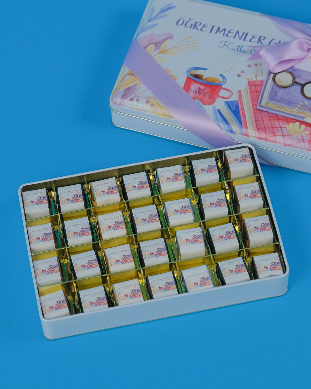Antep Fıstıklı Çikolata Diktörtgen Metal Kutu Öğretmenler Günü Hediyesi