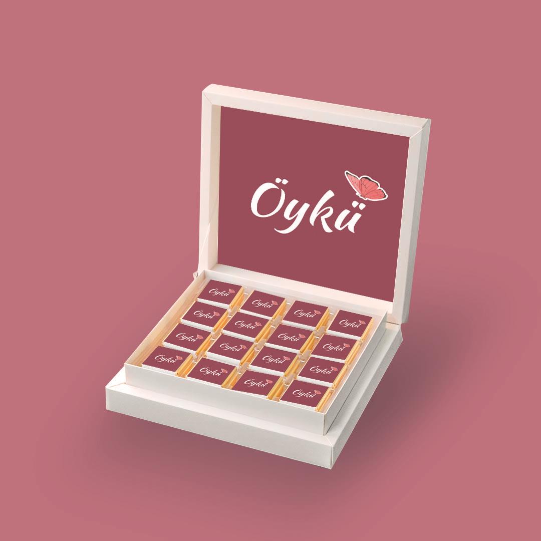 32 Adetli Madlen Kız Bebek Çikolatası Kelebek Desenli
