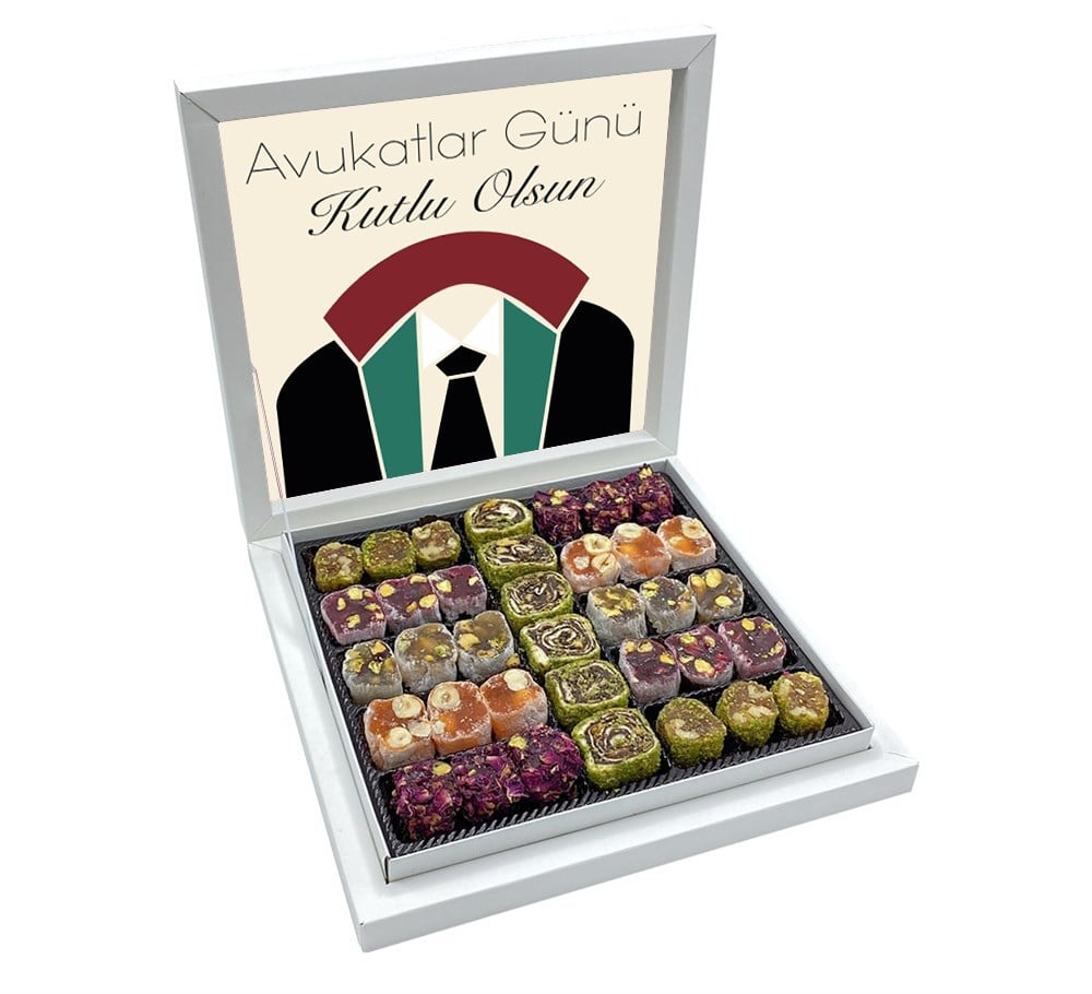 Avukatlar Günü Cübbe Tasarımlı Special Lokum Sunum Kutulu