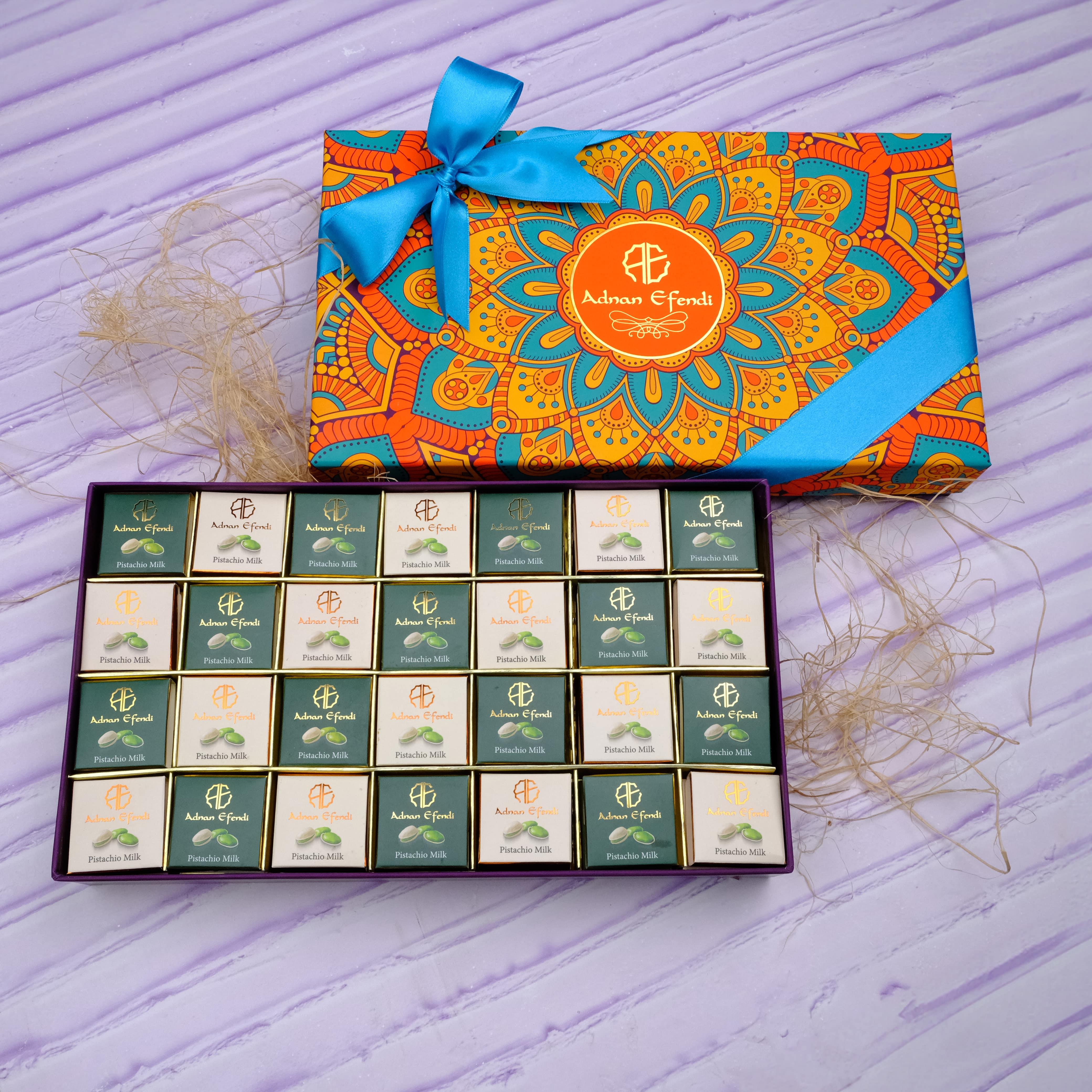 Hediyelik Bol Antep Fıstıklı Kutucuk Çikolata Mandala Serisi