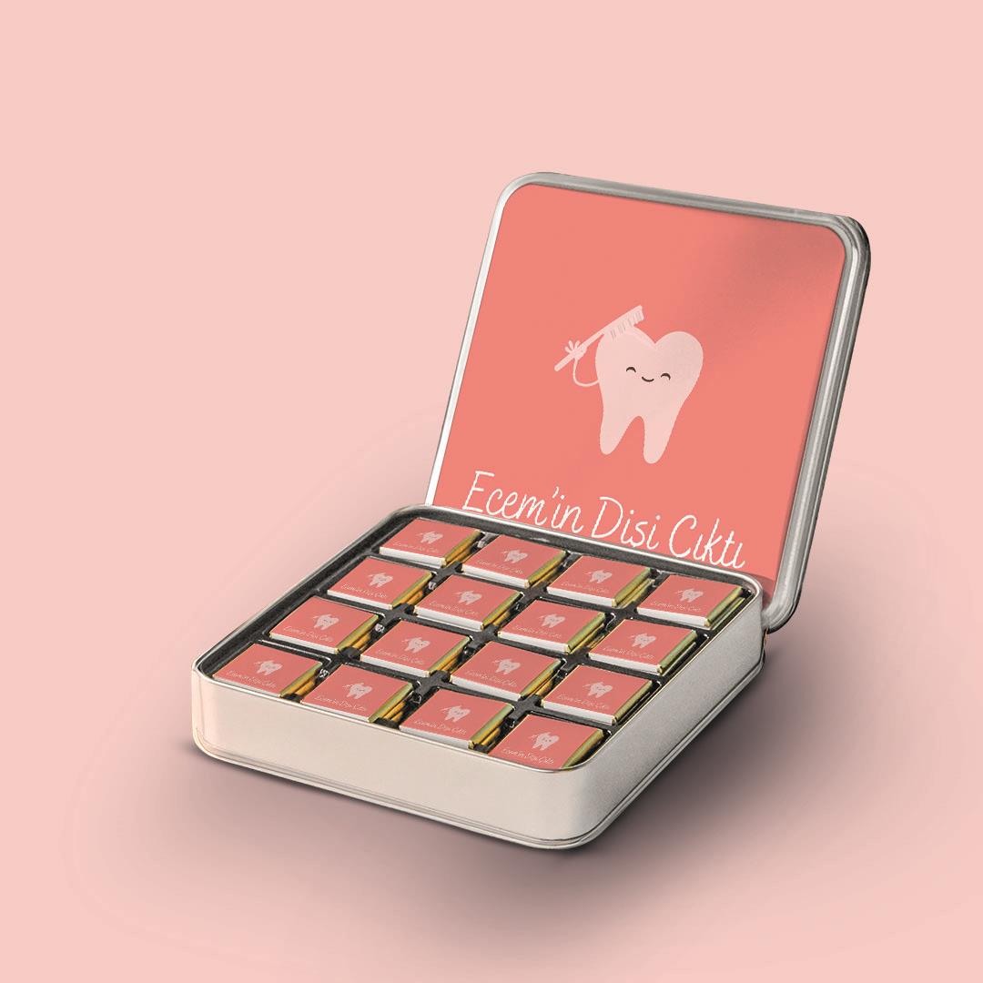 32 Adetli Diş Fırçalı Kız İlk Diş Metal Kutu Madlen Çikolata