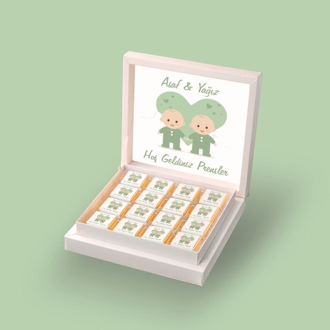 32 Adet Madlen İkiz Erkek Bebek Çikolatası Kalp Desenli