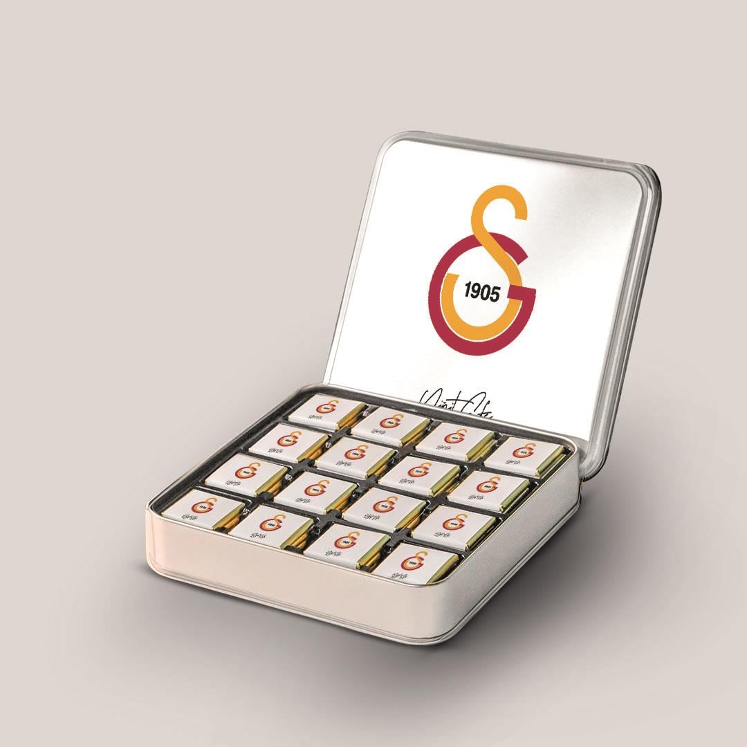 32 Adetli Galatasaray Amblem Desenli Taraftar Bebek Metal Kutu Madlen