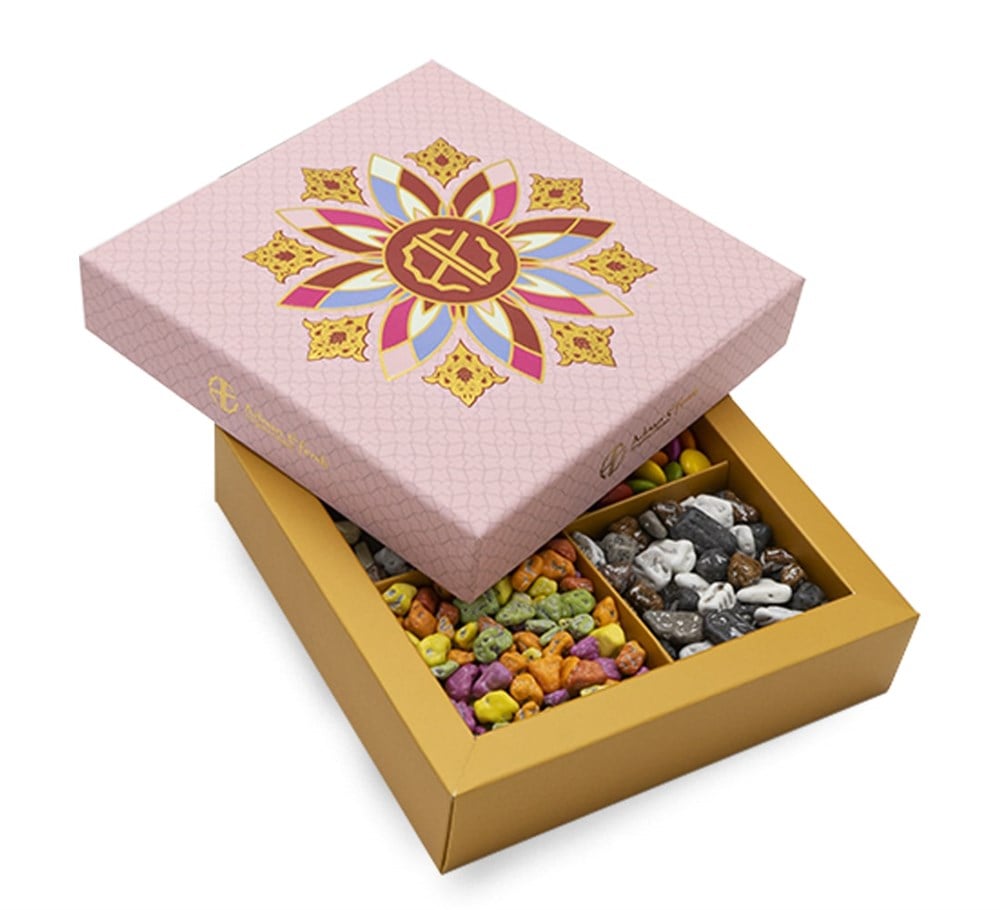Hediyelik Fuşya Kutulu Çakıl Taşı ve Bonbon Draje
