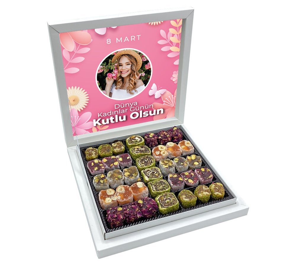 Kadınlar Günü Kelebek Desenli Special Lokum