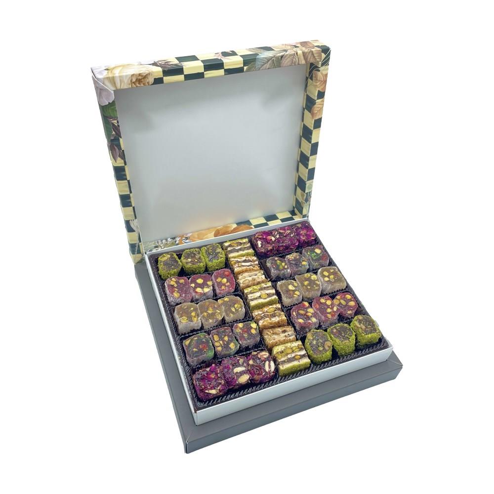 Karışık Şerit & Baklava Lokum Çiçekli Dama Kutu