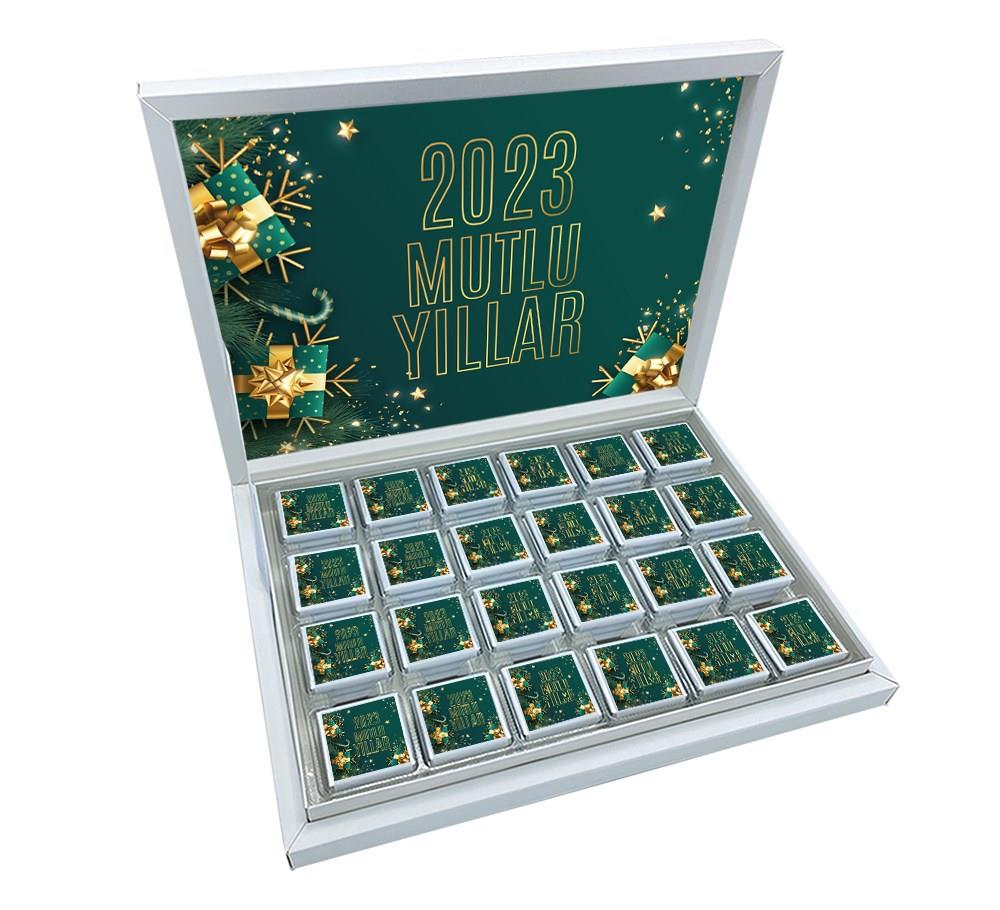 Yeşil Süslemeli Hediyelik Yılbaşı Temalı Çikolata Büyük Sunum Kutulu (48 Adet)
