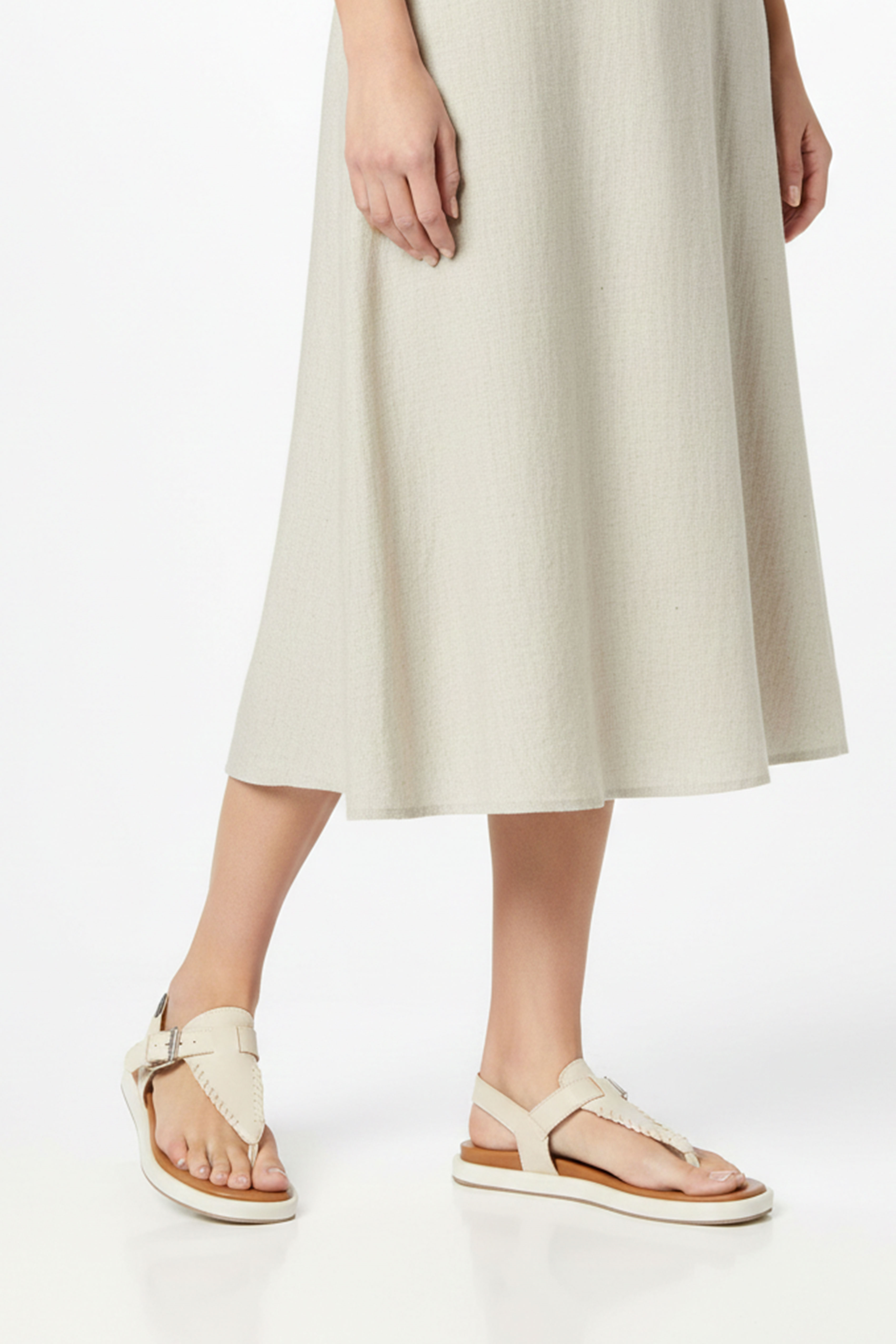 131300 KADIN DERİ SANDALET