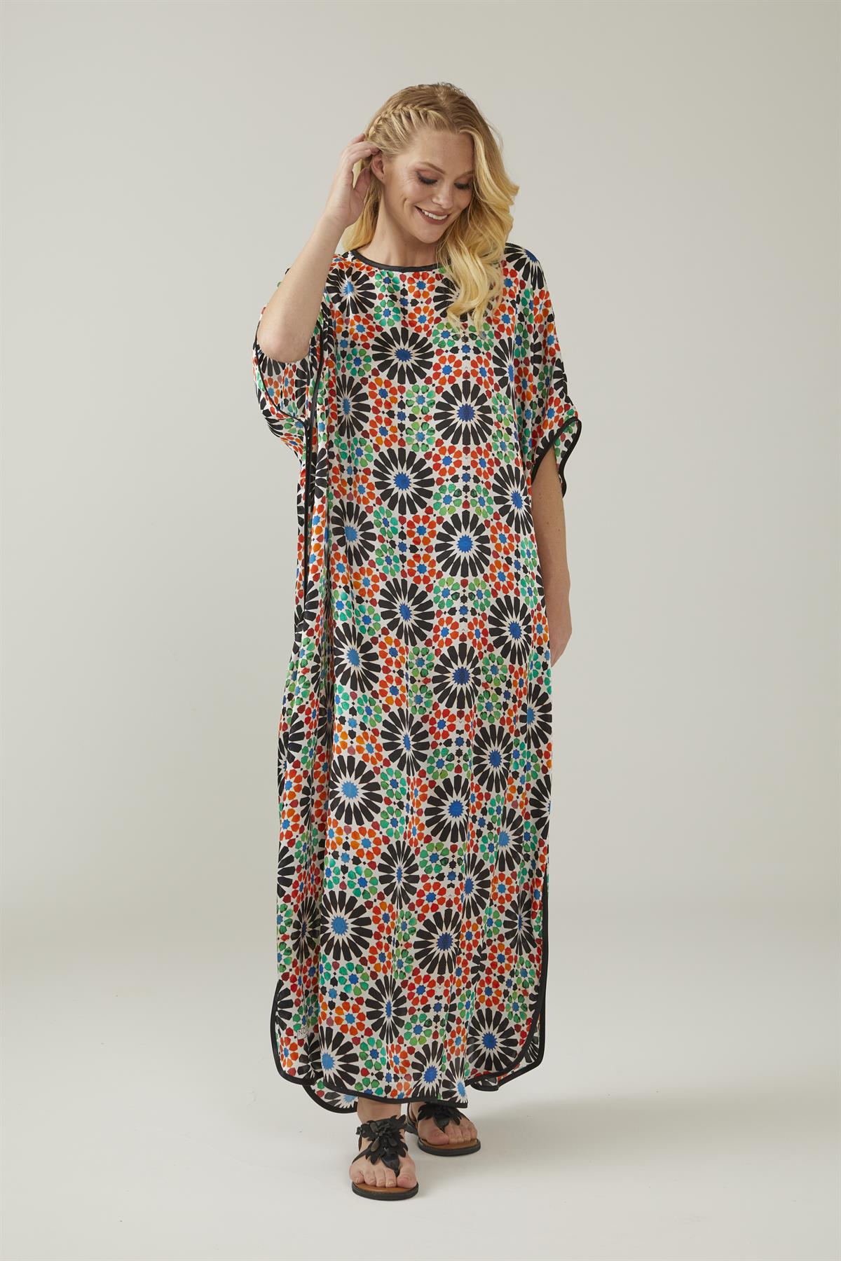 Mavi Siyah Elhamra Desenli İpek Elbise