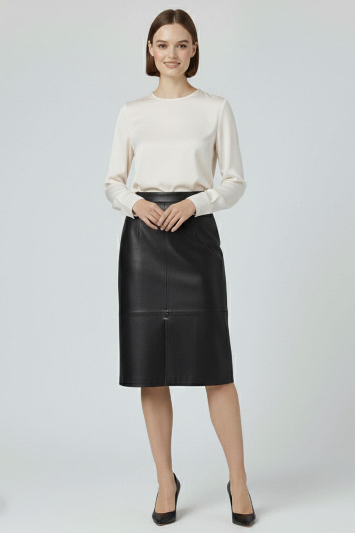 Siyah Lina Yırtmaç Detaylı Midi Hakiki Deri Kadın Etek