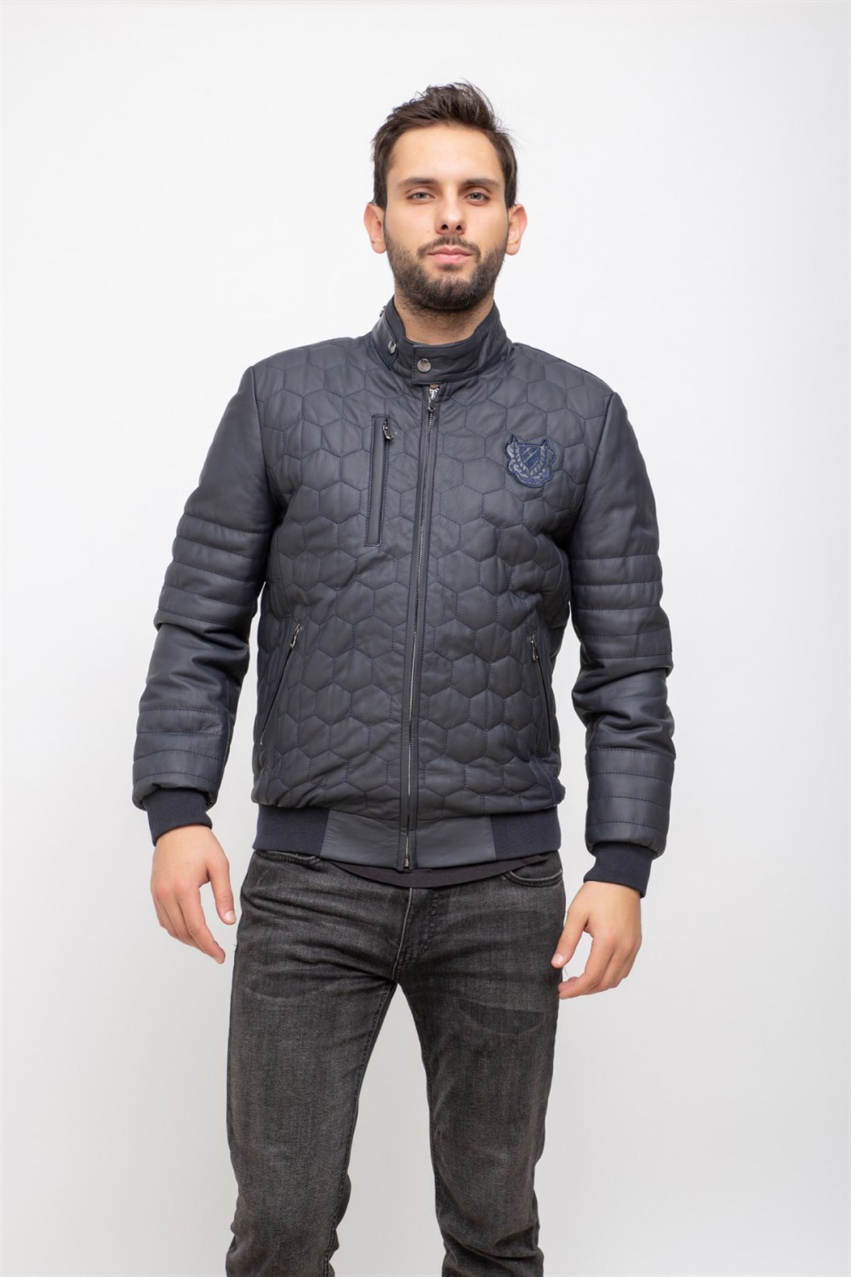 296 ERKEK MONT