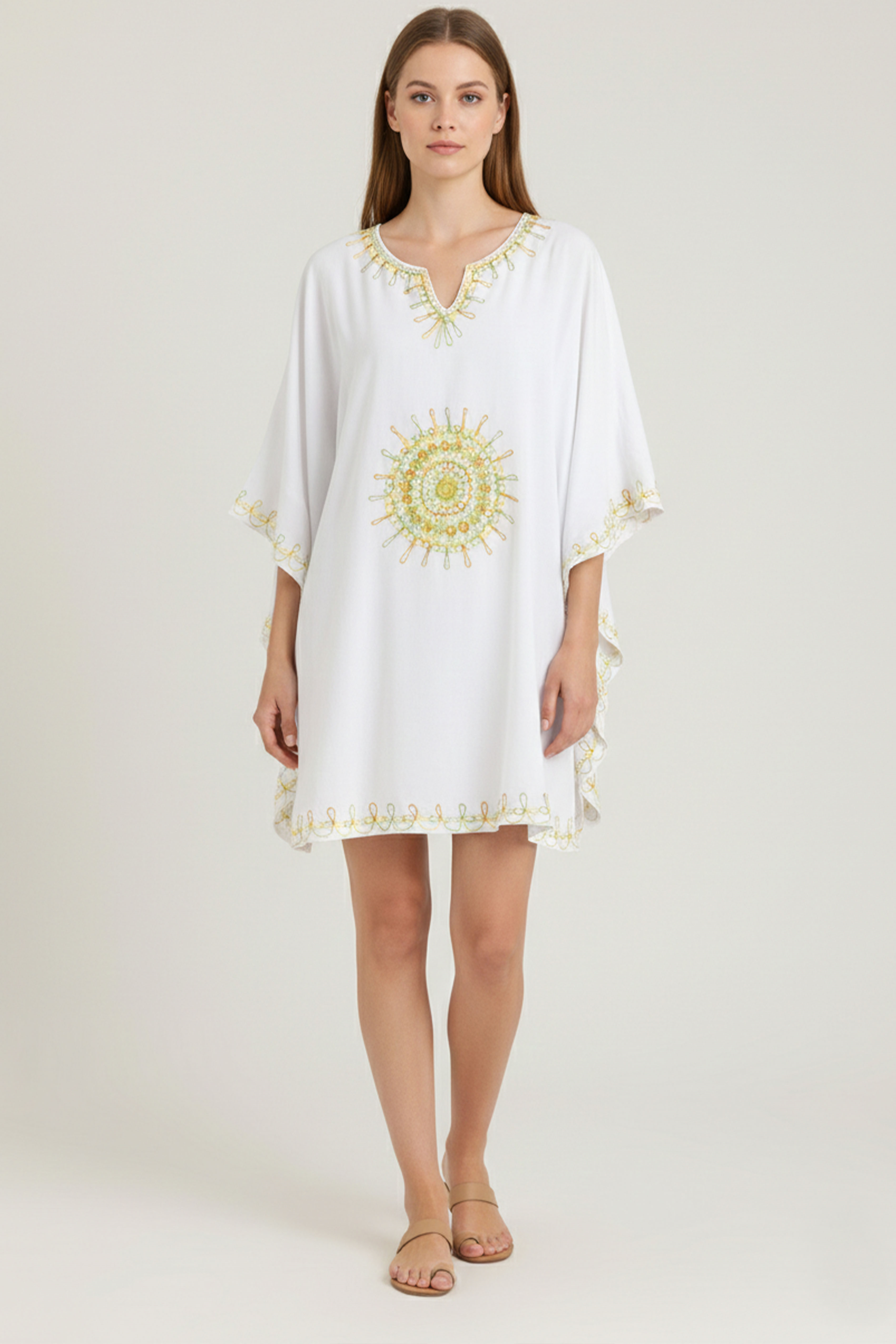 Beyaz Şile Bezi Yarasa Kollu İşlemeli Kısa Yazlık Astarsız Plaj Pamuklu Kaftan Elbise