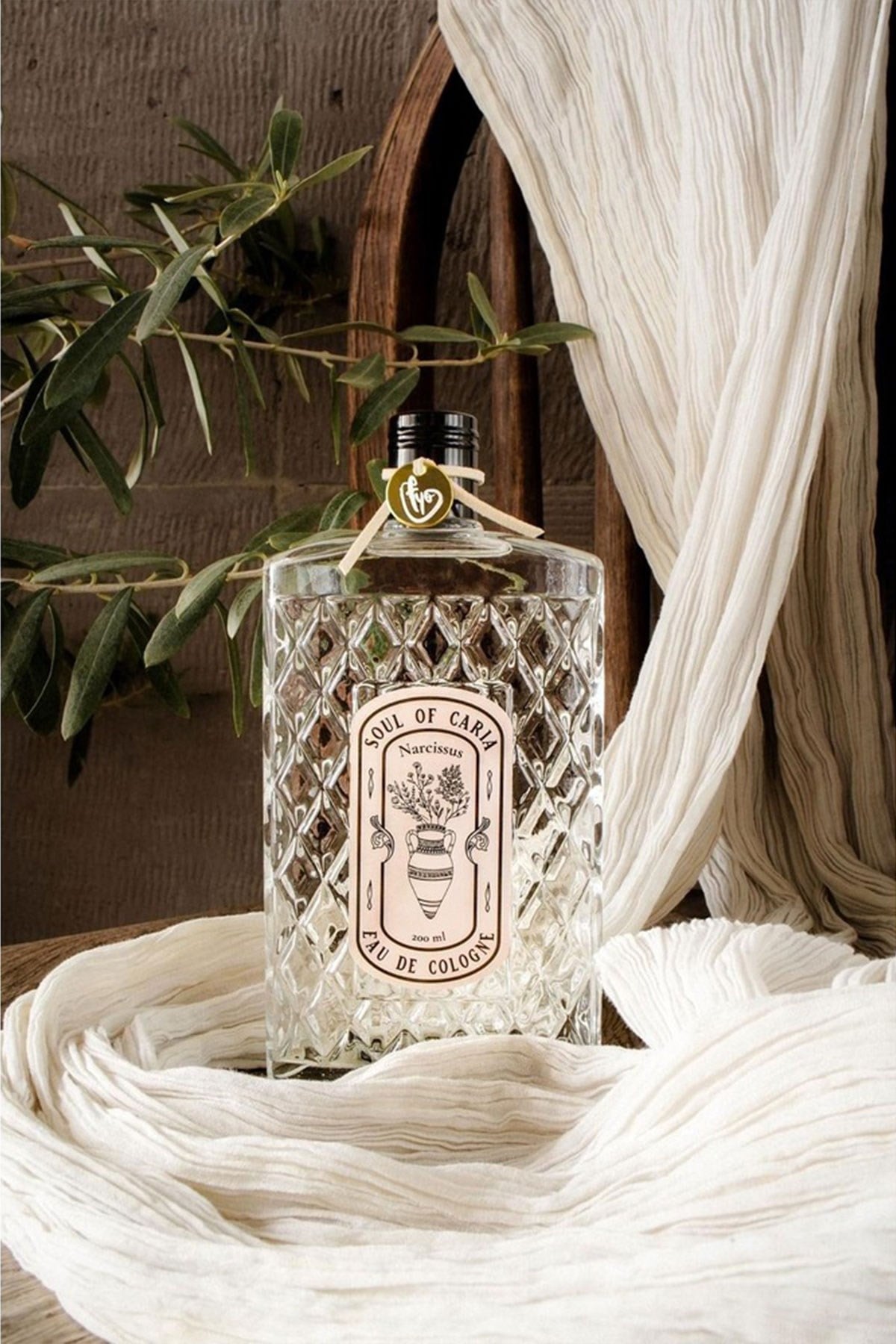 Nergis Kokulu Soul Of Caria Eau De Kolonya 200 Ml Özel Cam Şişe
