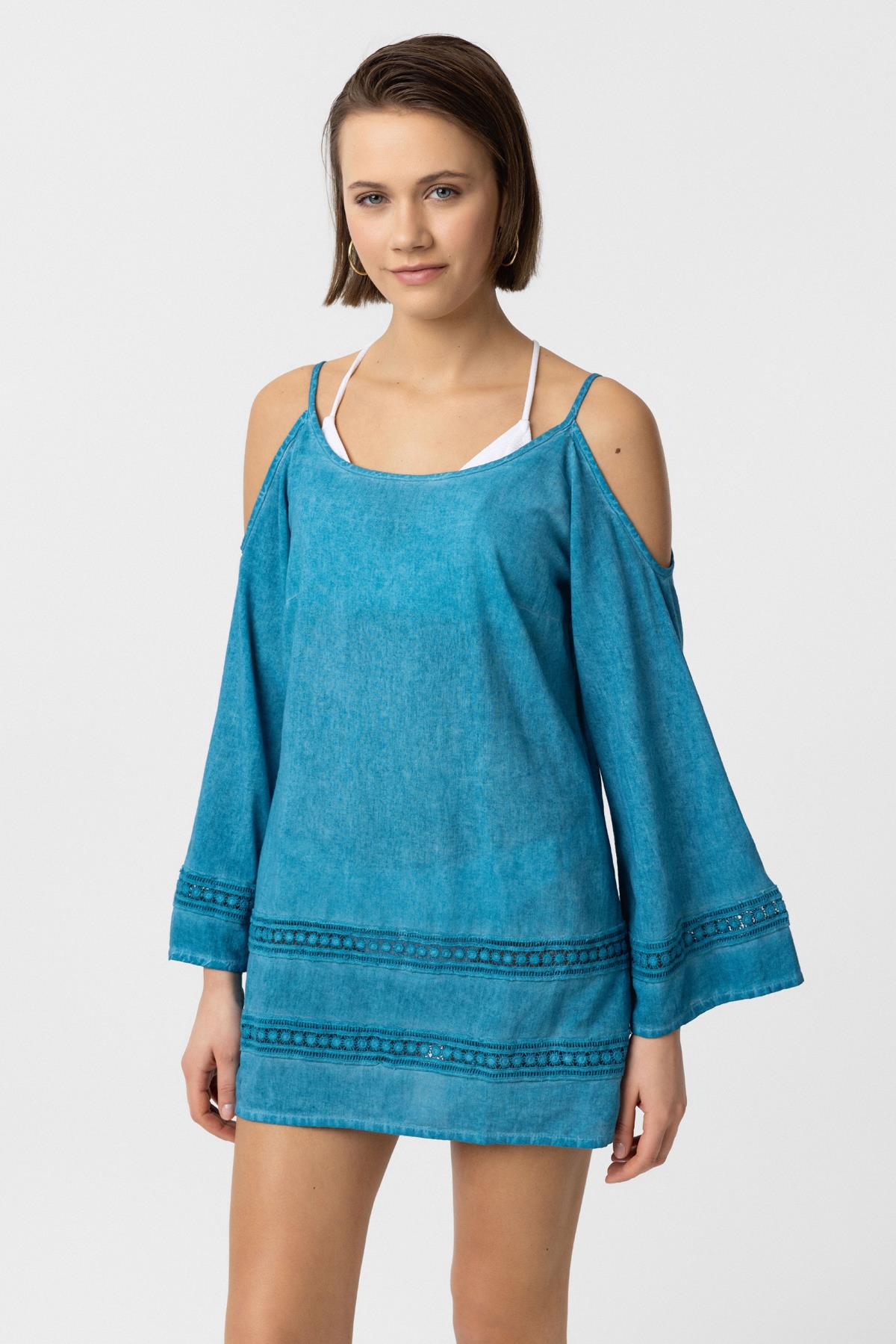 Turkuaz İnce Askılı Dantel Detaylı Truvakar Kol Pamuklu Gömlek