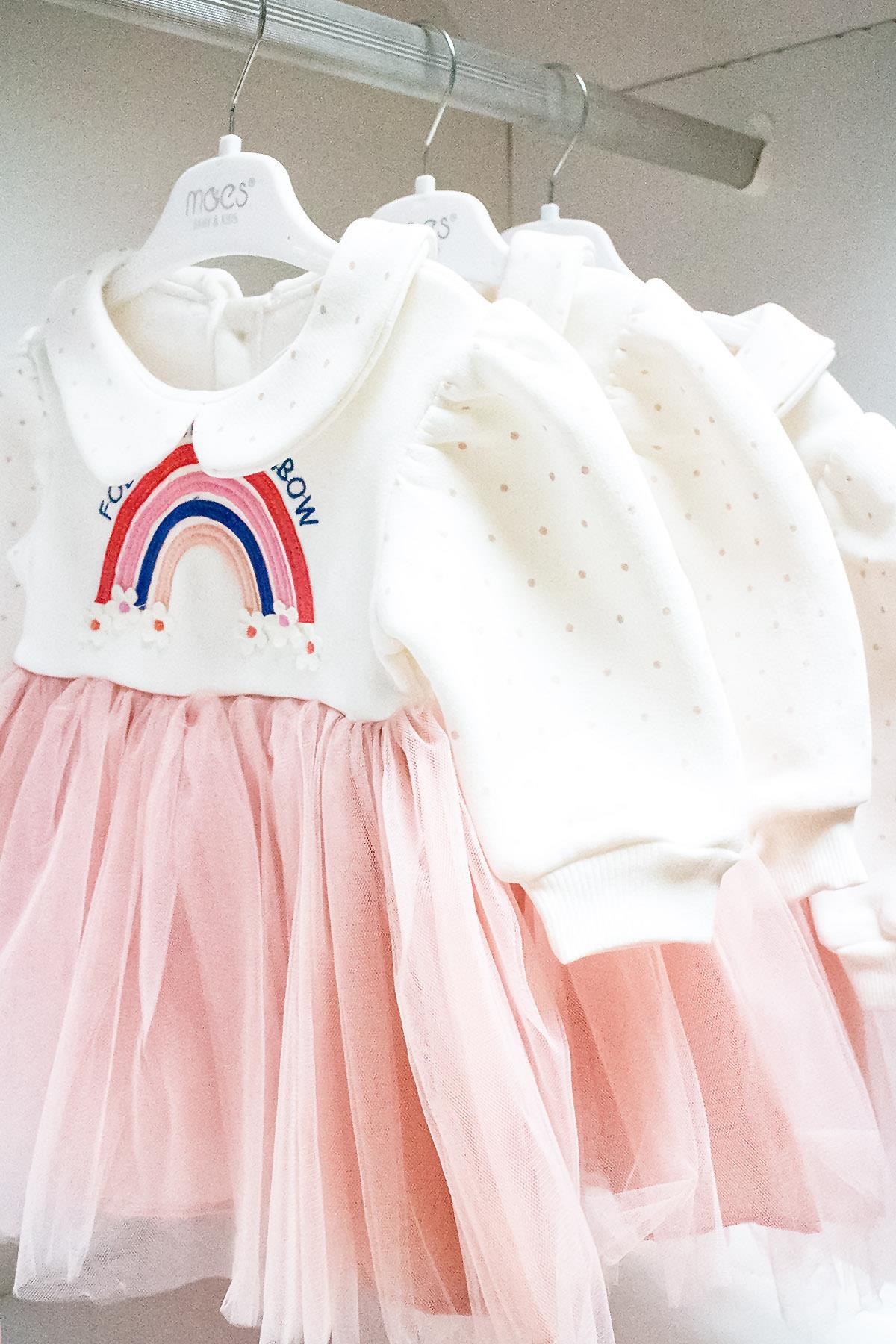 %100 PAMUK BEBE YAKA RAİNBOW İŞLEMELİ TÜTÜLÜ  BEBEK ELBİSESİ