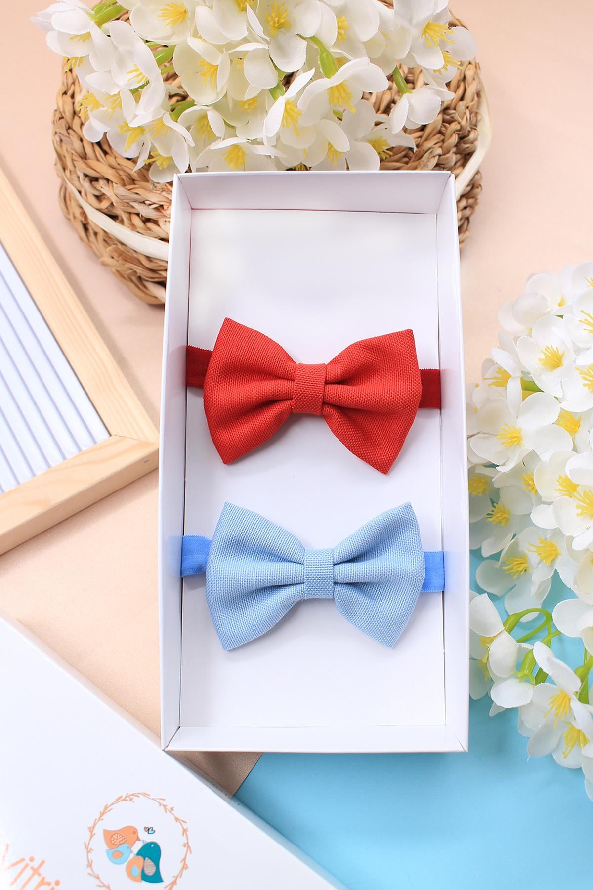2'Lİ ERKEK ÇOCUK PAPYON KUTULU SET- BEBE MAVİSİ-KIRMIZI RENK