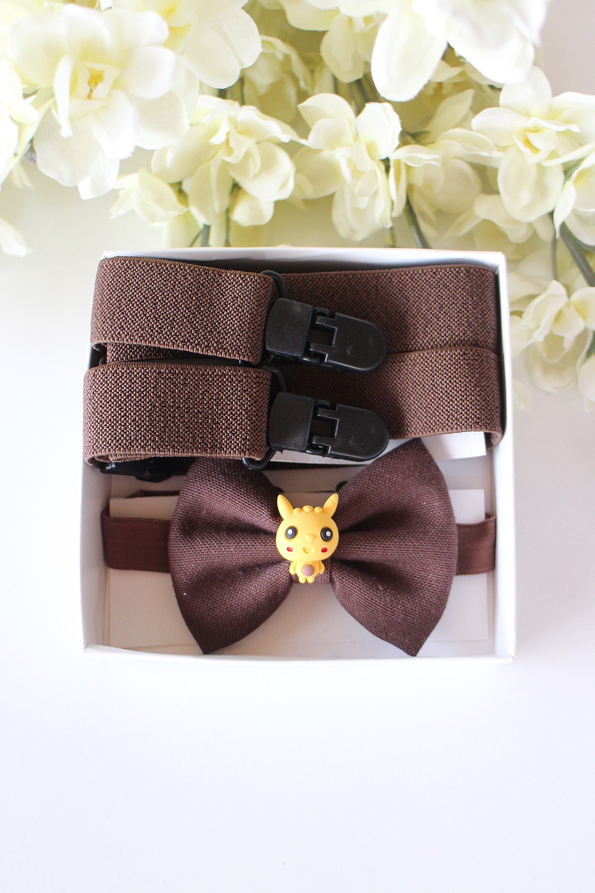 KAHVERENGİ PİKACHU FİGÜRLÜ PAPYON SET 