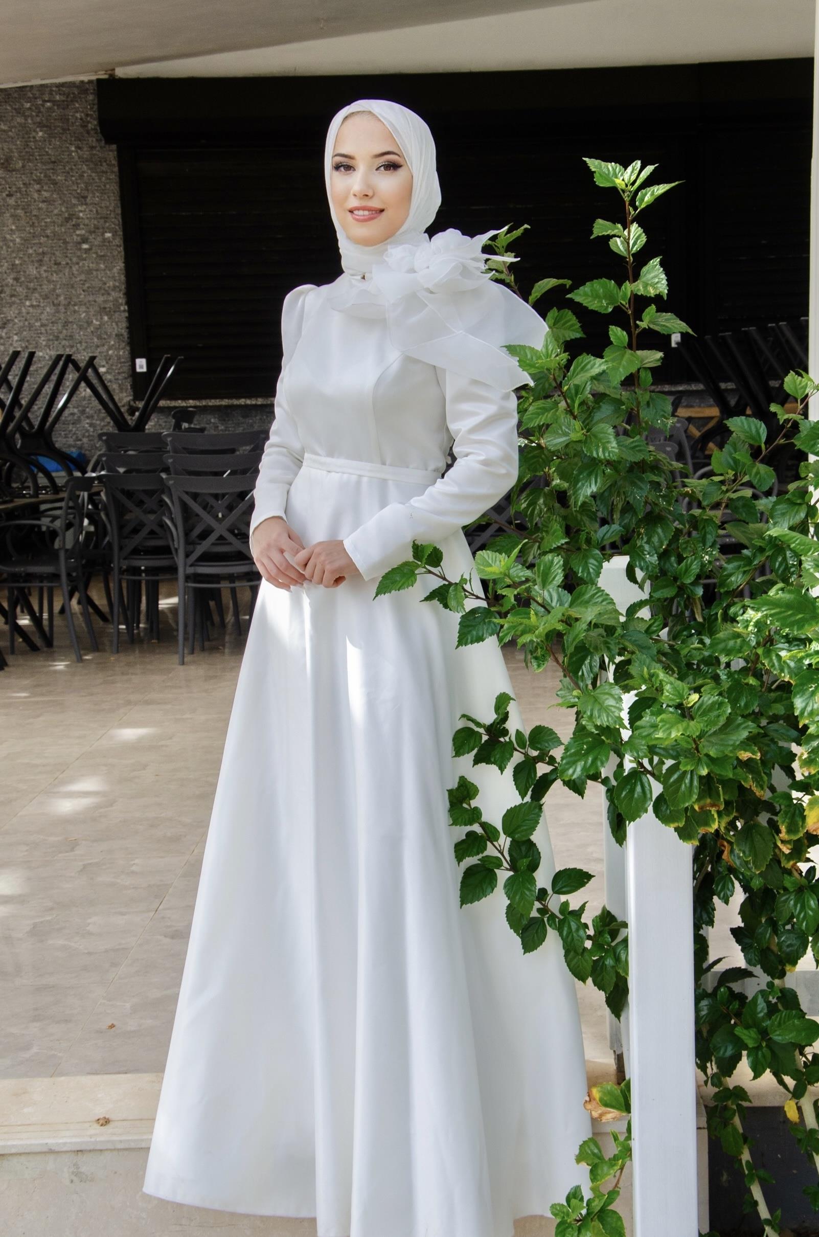 Robe de soirée Duru blanc cassé LFZ410