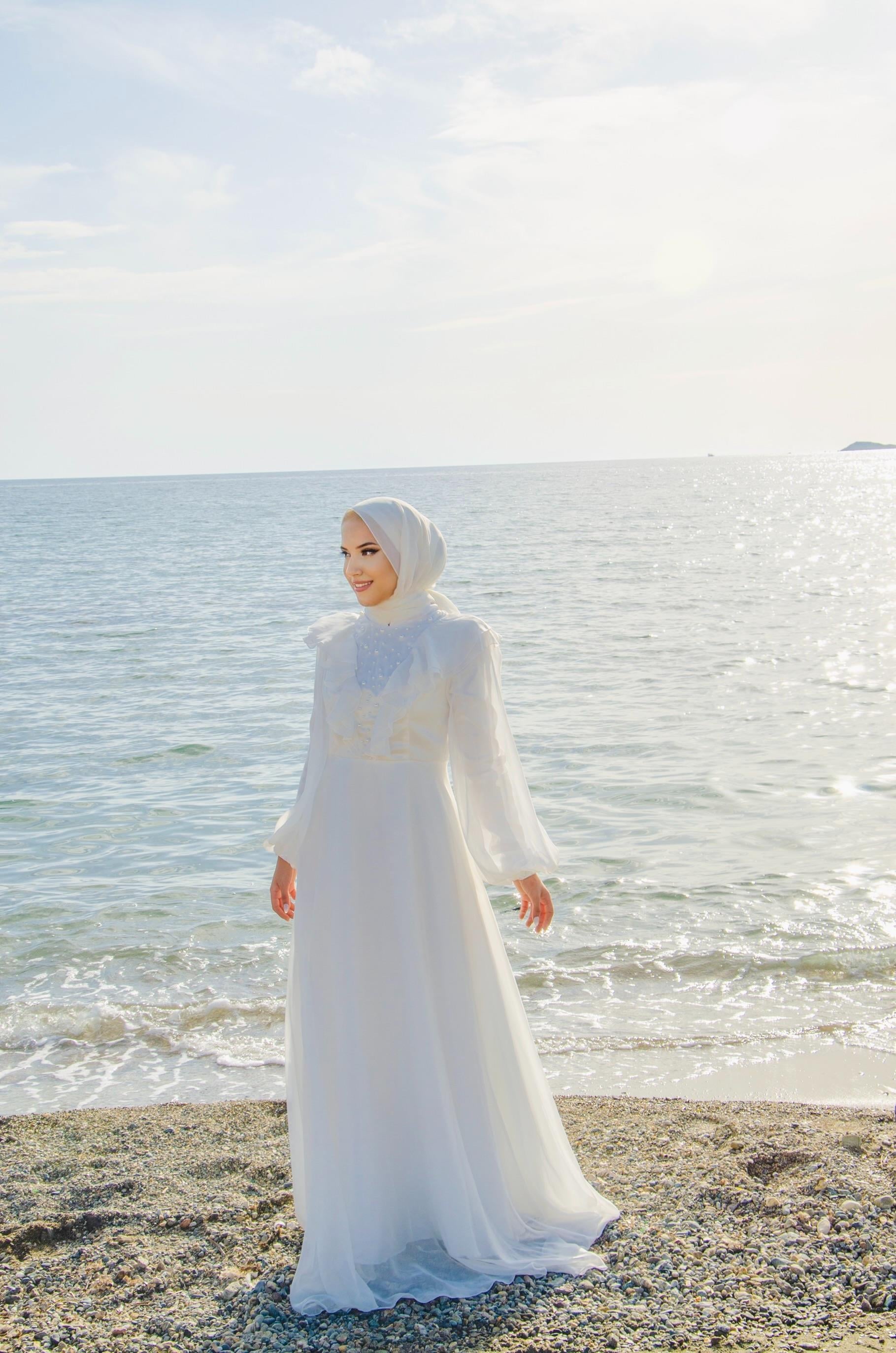 Evening Dress Off White LFZ414