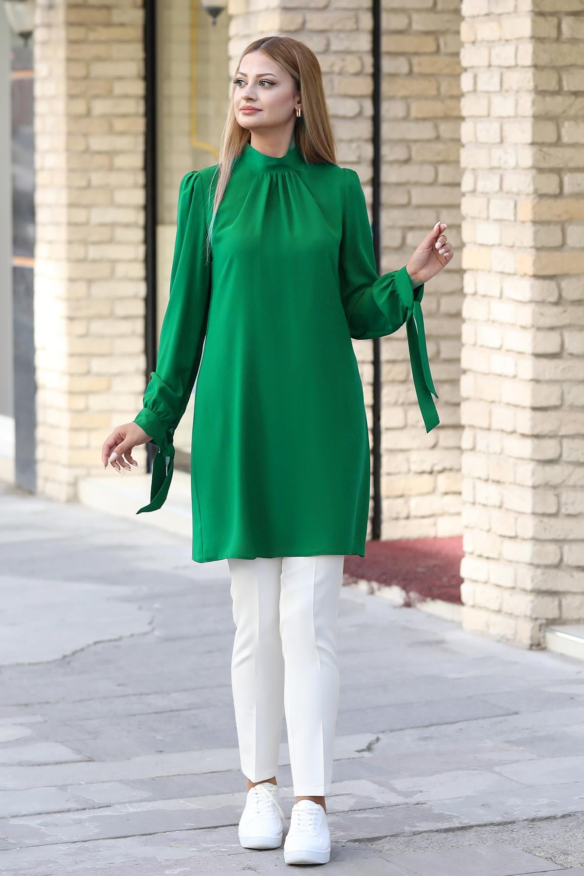 ESİLA TUNİK