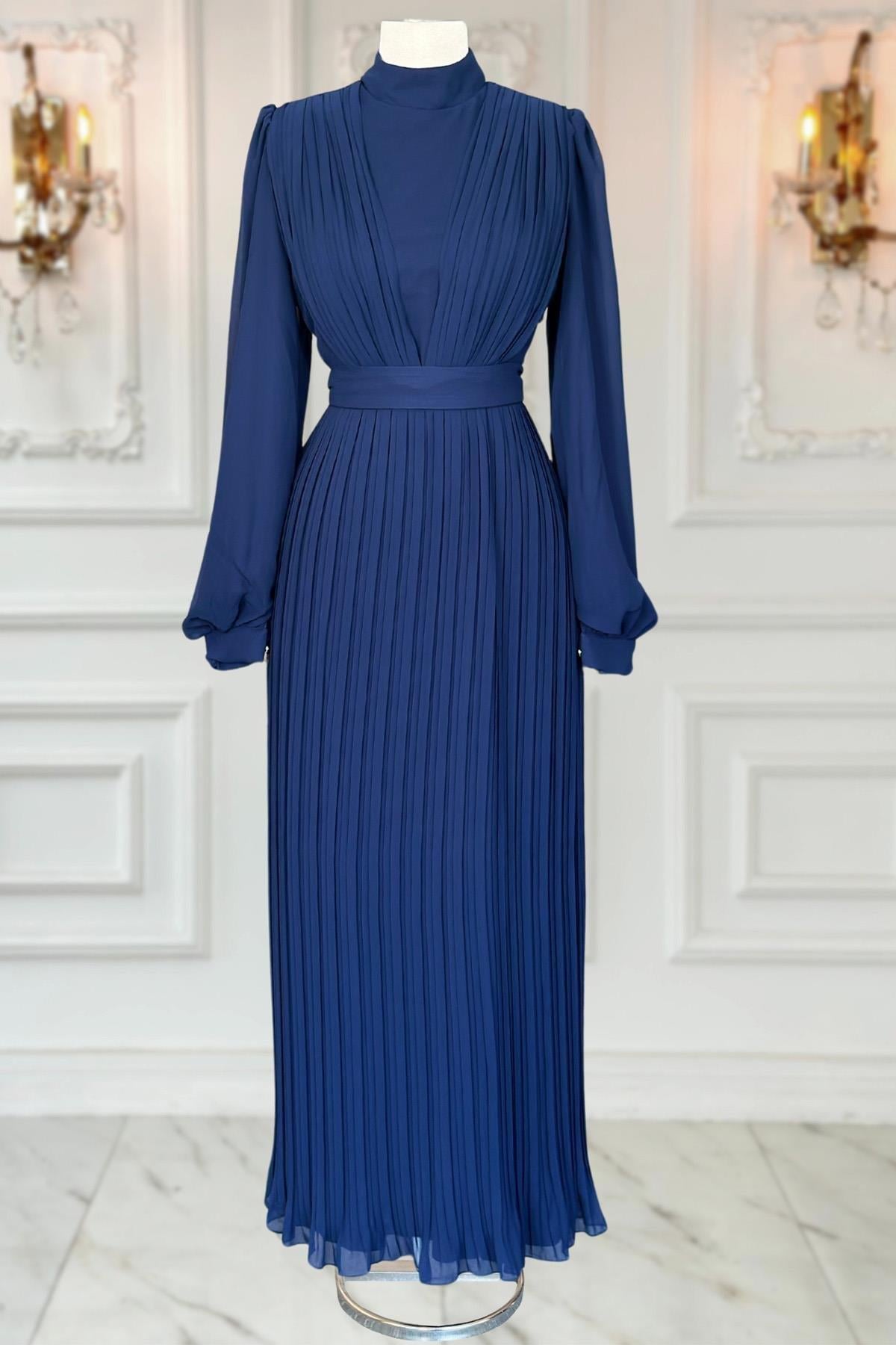 Robe De Soirée Bleu Marine AMH1012