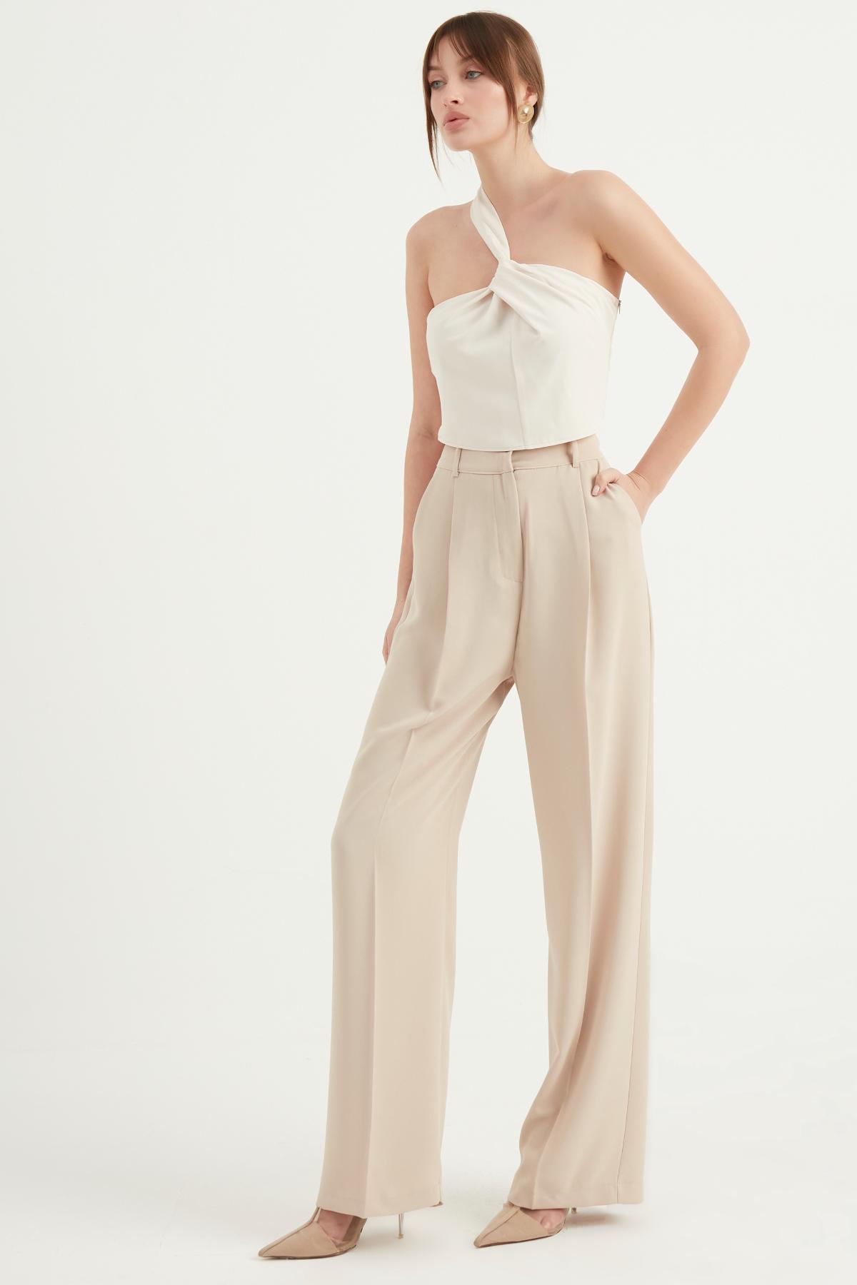 ÇAPRAZ ASKILI CROP BLUZ