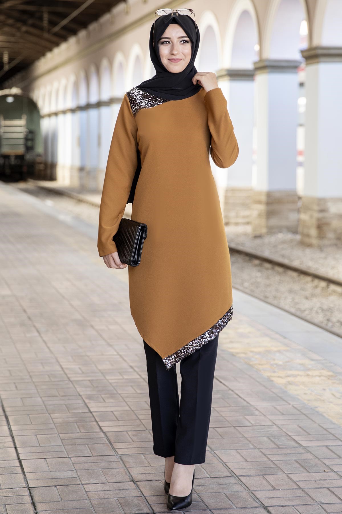 ASLIM İKİLİ TAKIMANR05-TABAAhunur Moda