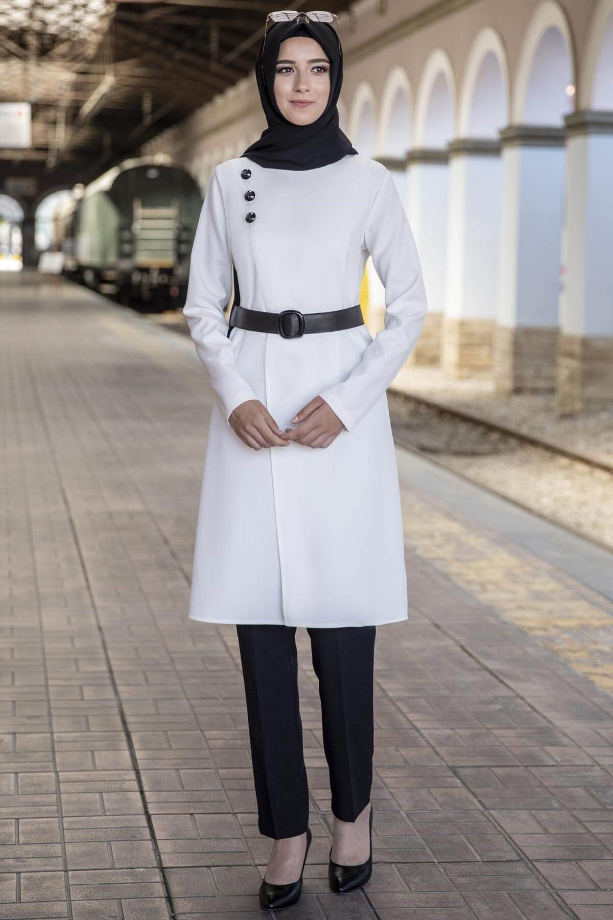 TANEM İKİLİ TAKIMANR07-EKRUAhunur Moda