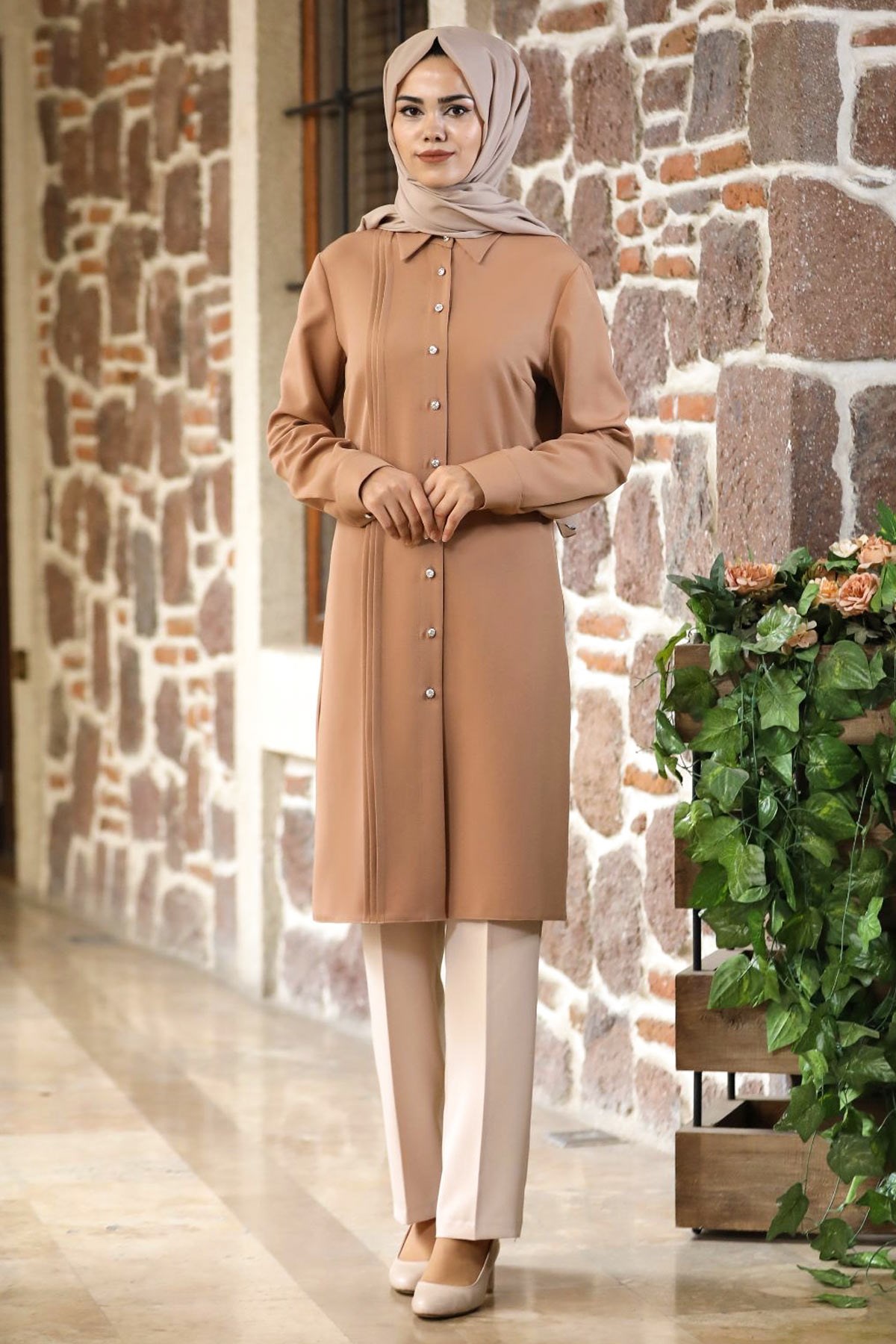 ELİZ İKİLİ TAKIMANR10-CAMELAhunur Moda