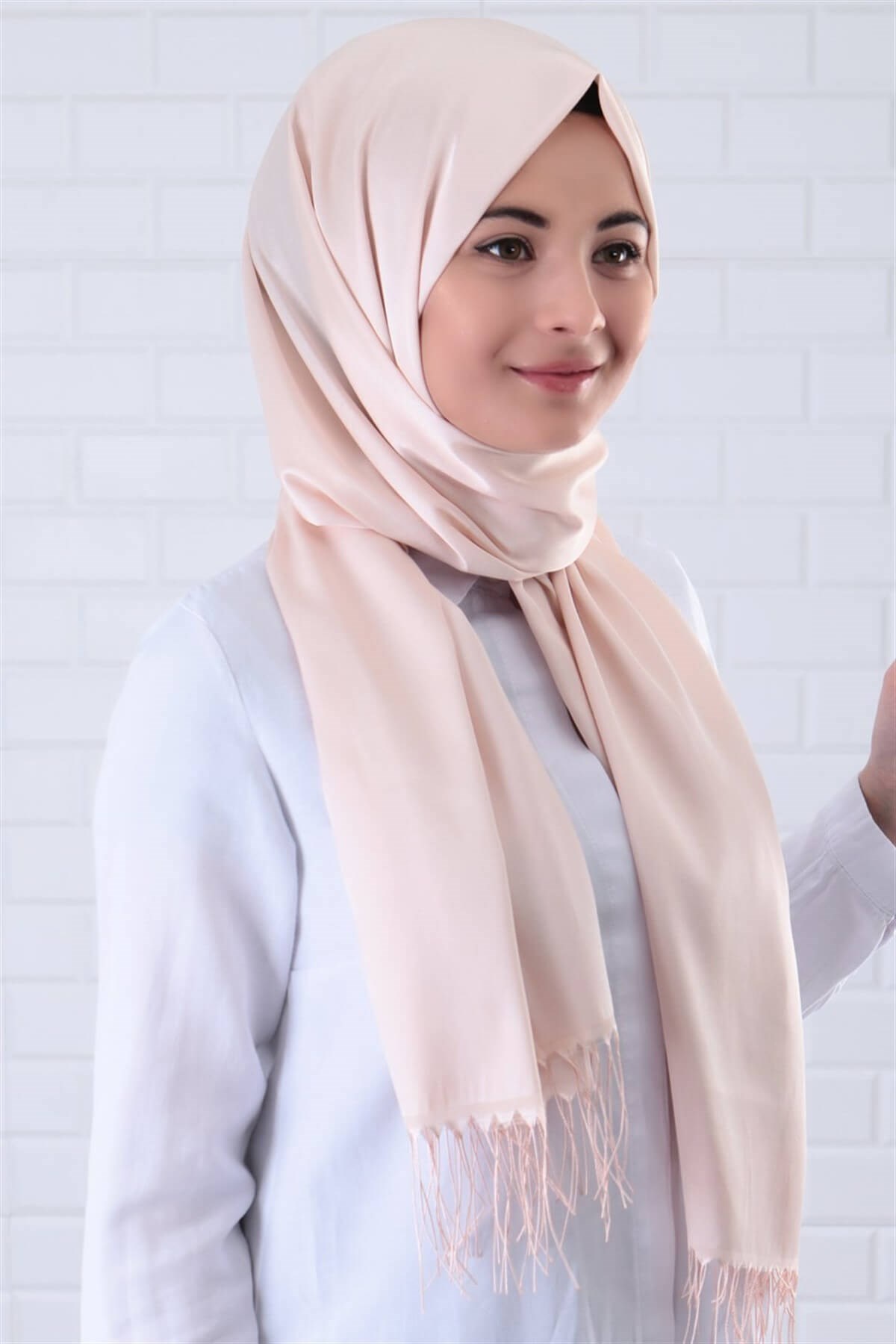 DÜZ RENKLİ ŞALSAL50-KREMFahima