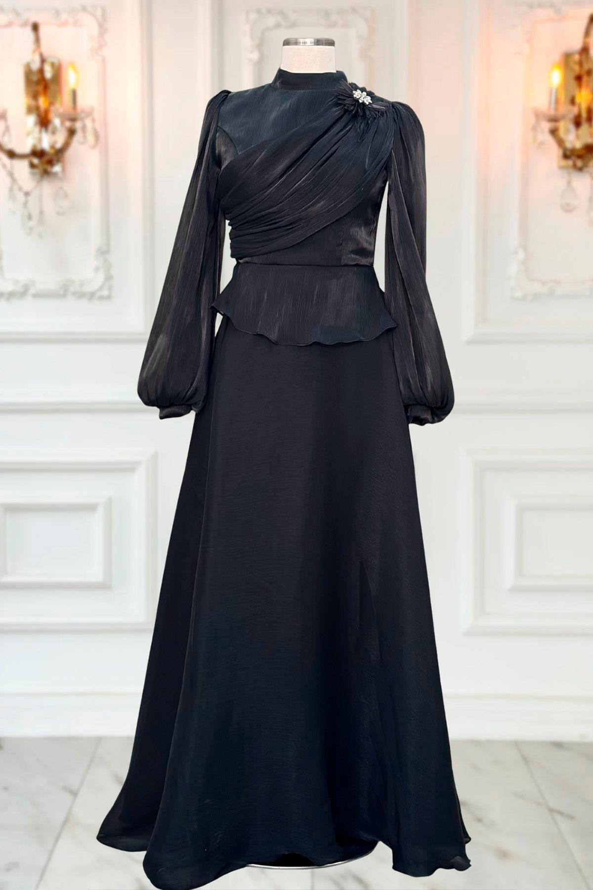 Gaye AbiyeAMH1070-SİYAHAmine Hüma