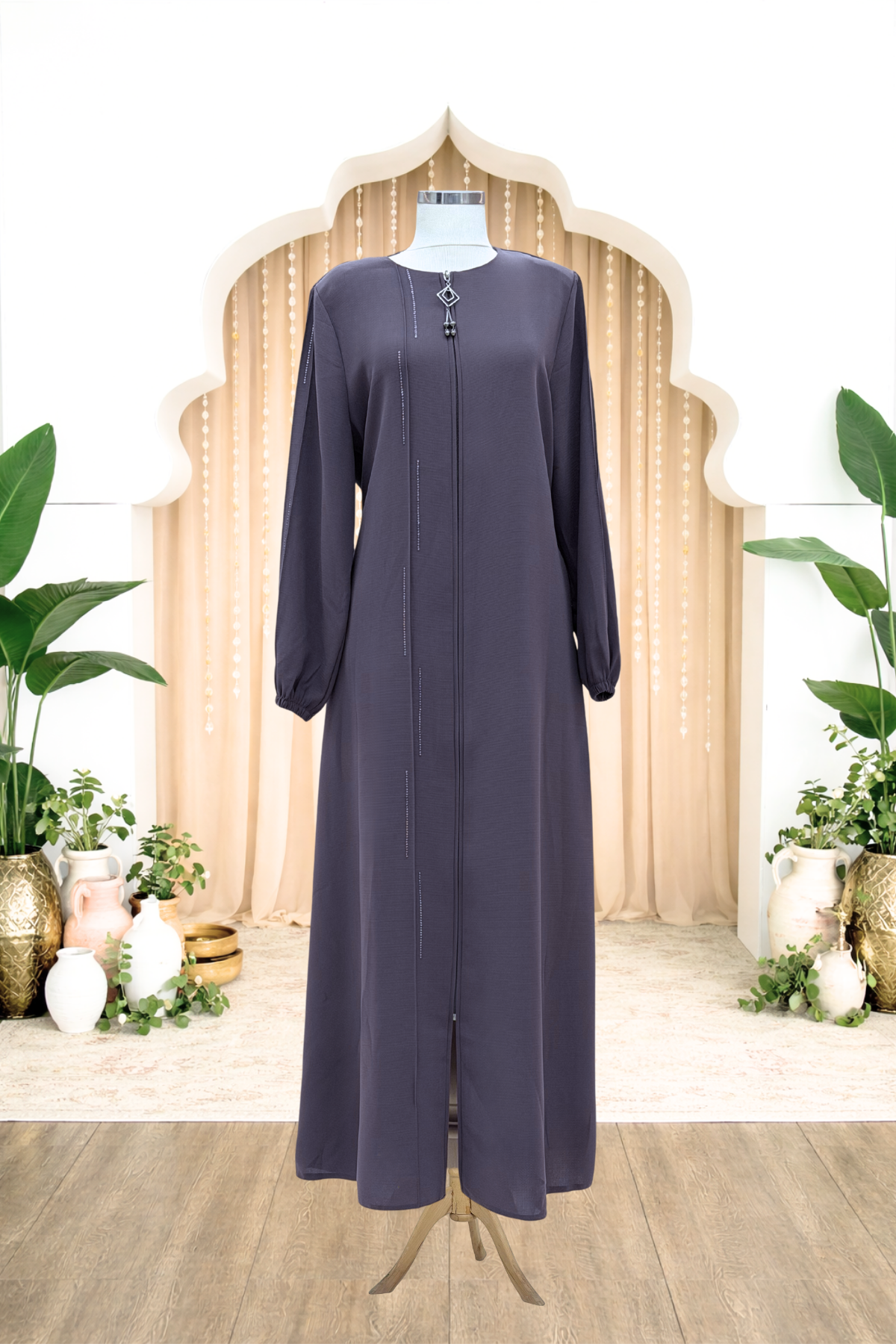 Elvan FeraceAMH1136-GriAmine Hüma