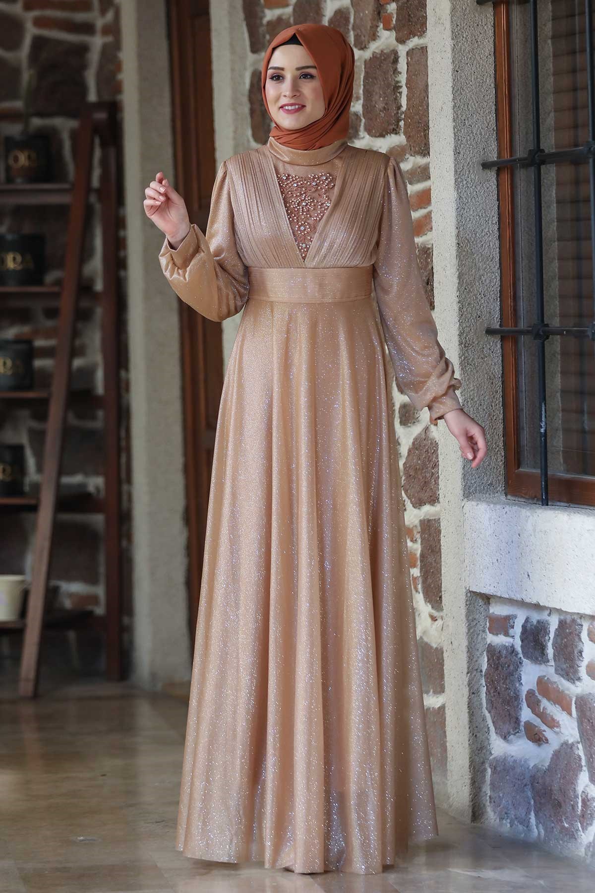 ELMAS ABİYEAMH750-GOLDAmine Hüma