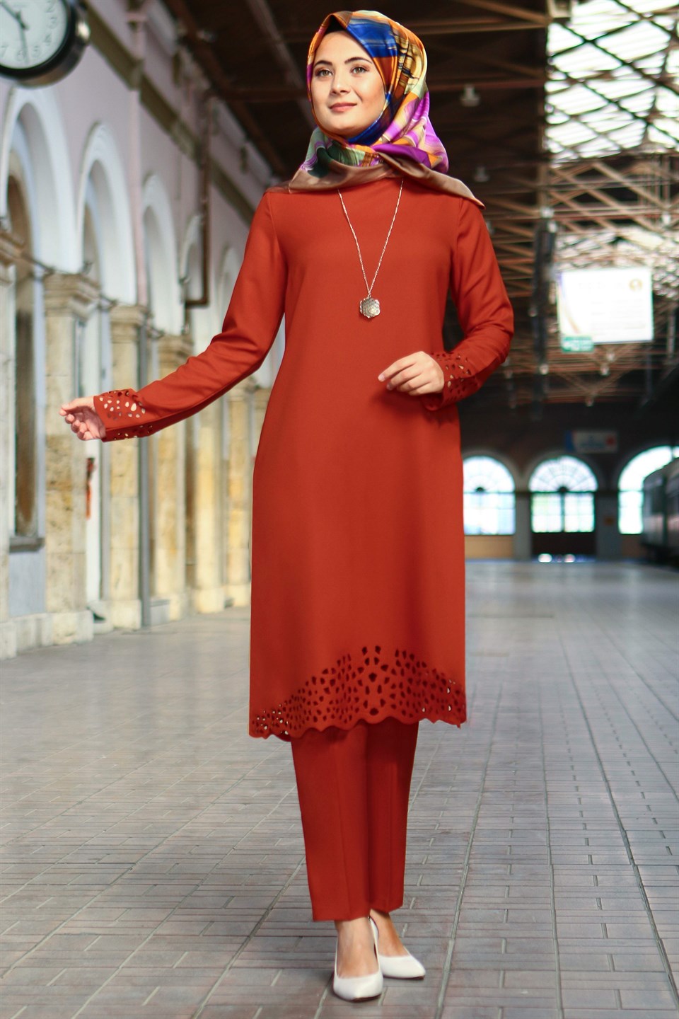 Tunic - Pants - 2 Piece Suit - Crepe - Unlined - High Collar - Brick - FHM520