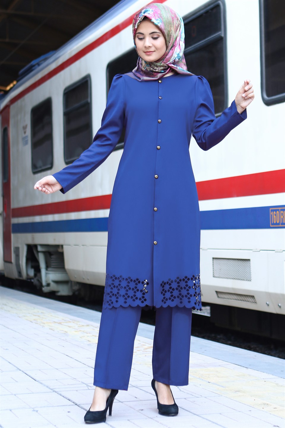 Tunic - Pants - 2 Piece Suit - Crepe - Unlined - High Collar - Indigo Blue - FHM620