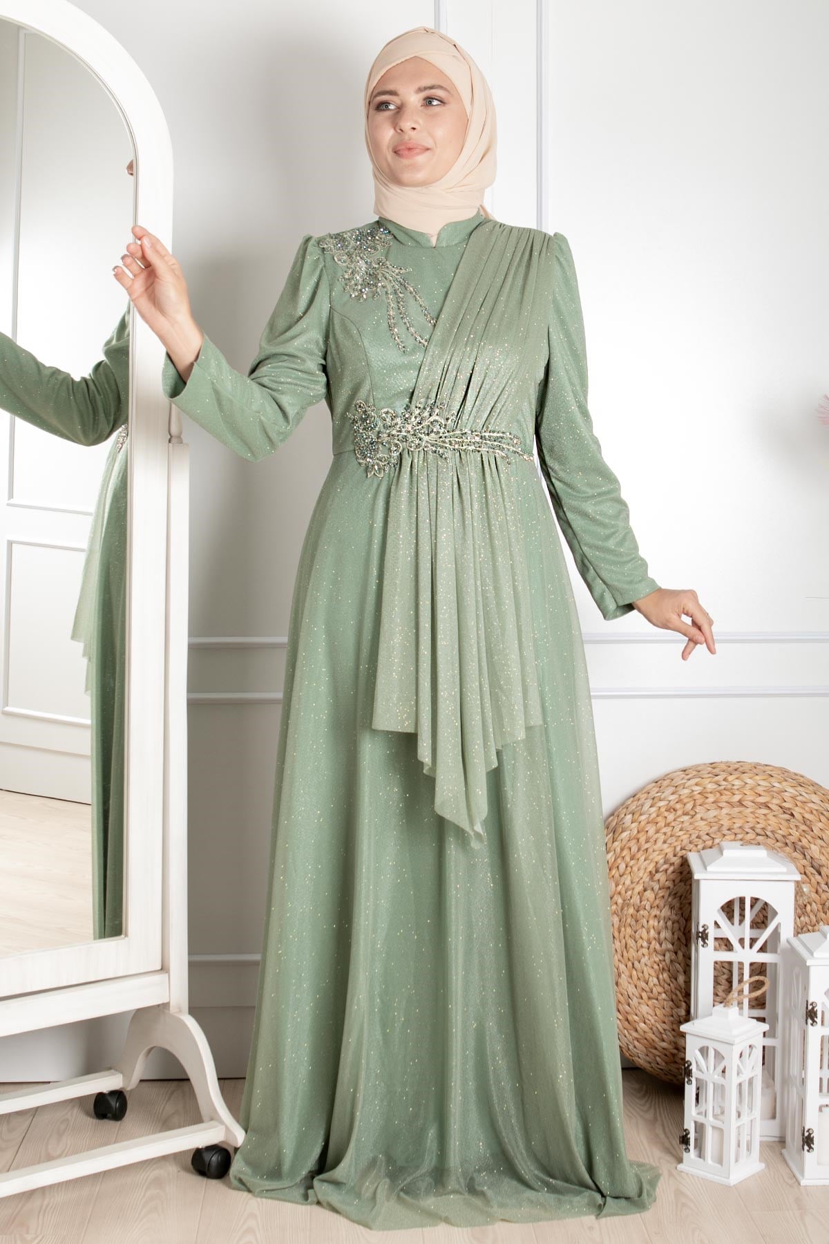 Guipure Detailed Silvery Evening Dress Green MDA2260MDA2260-YEŞİLMDA