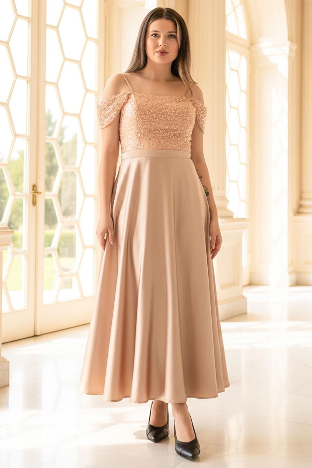 Strap Sequined Satin Evening Dress Gold MDV386
MDV386-GOLDModaviki