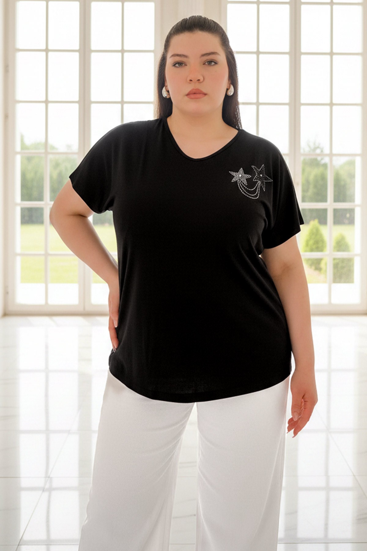 Siyah Yıldız İşleme Detaylı BluzMDVB02-SiyahModaviki